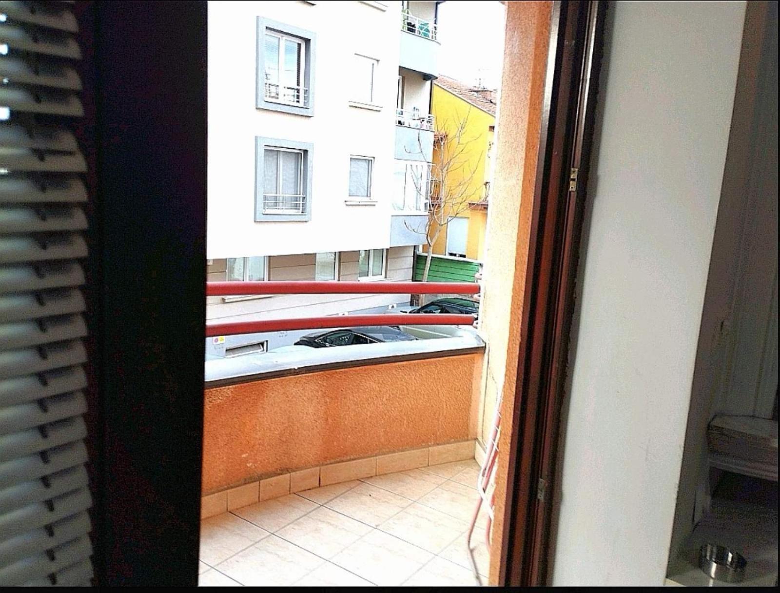 Lovely Square Apartment Purple Velvet Skopje Pokoj fotografie