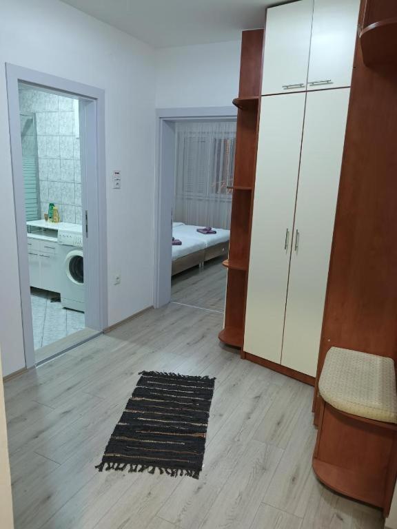 Lovely Square Apartment Purple Velvet Skopje Pokoj fotografie